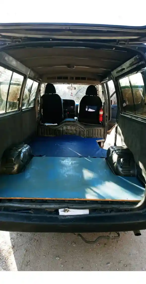 Toyota Hiace 2.4 Hiace 15 Pas 1995 - foto 4