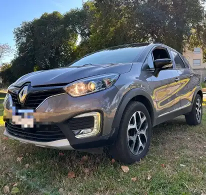 Renault Captur 2020 - foto 1