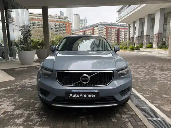 Volvo Xc40 2.0T T4 Momentum Fwd 2023 - foto 3