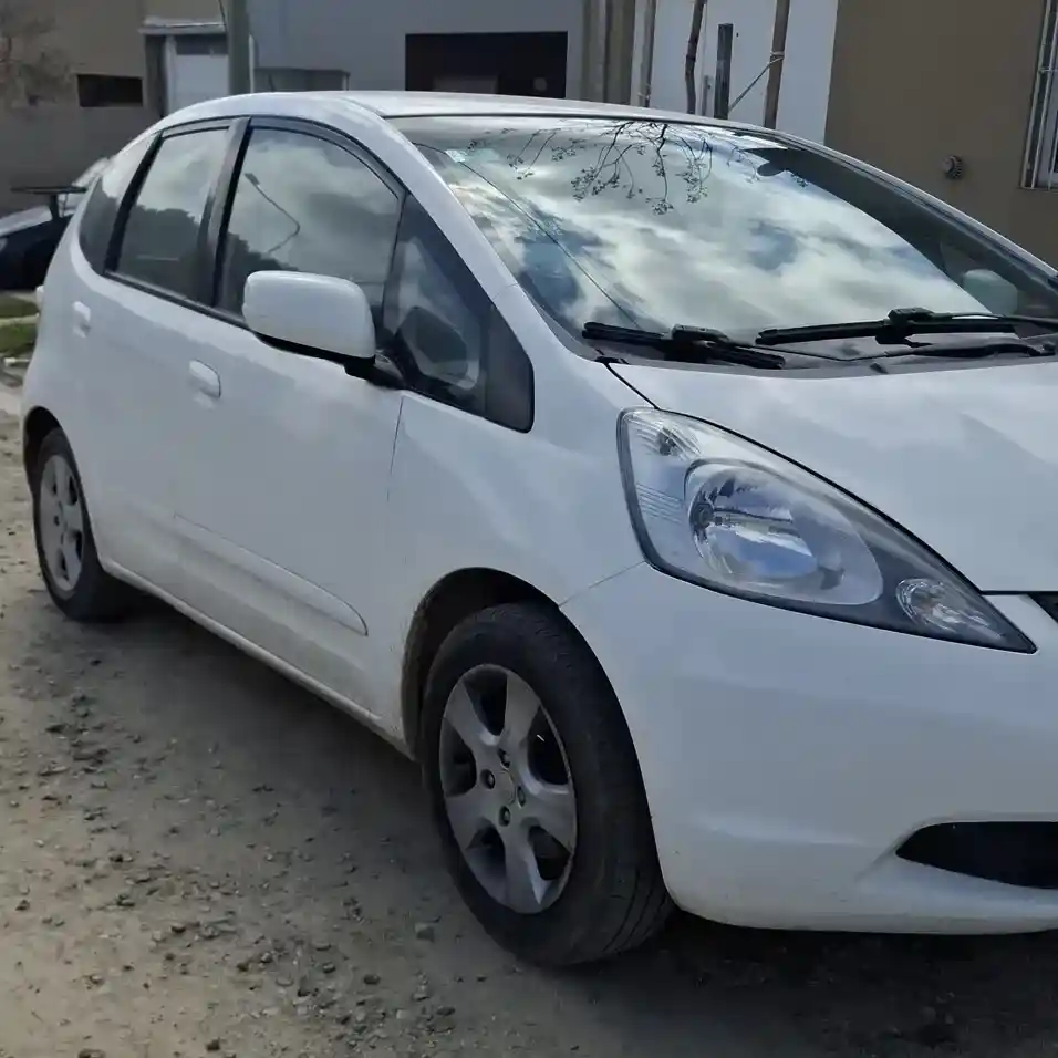 Honda Fit 2010 - foto 1