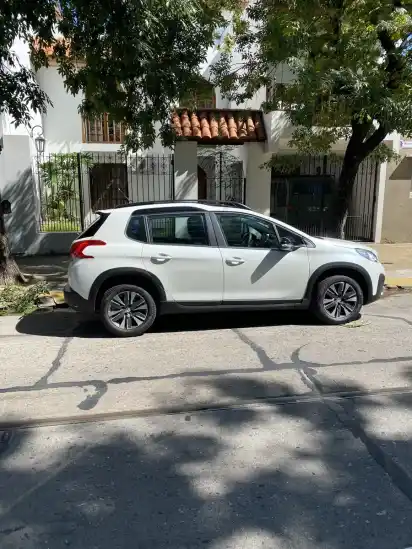 Peugeot 2008 1.6 Feline 2019 - foto 3