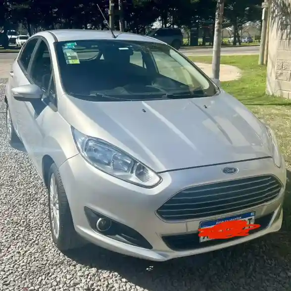 Ford Fiesta Kinetic 1.6 Se 120Cv 2016 - foto 1