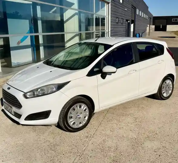 Ford Fiesta Kinetic 2016 - foto 1