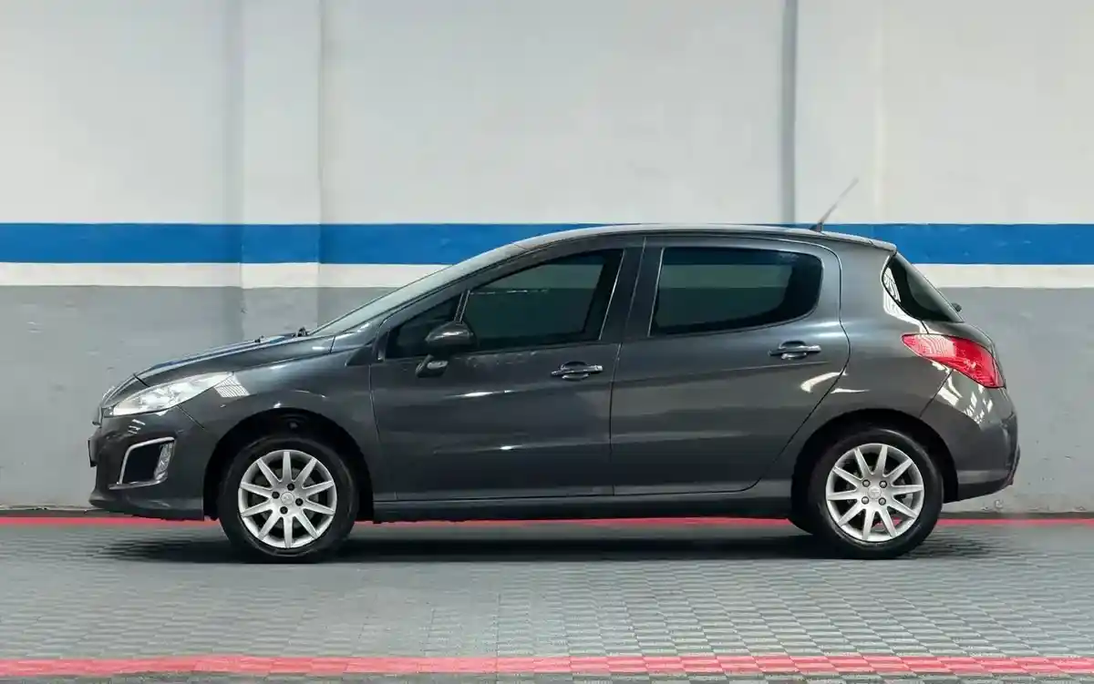 Peugeot 308 308 1.6 Active 2014 - foto 5