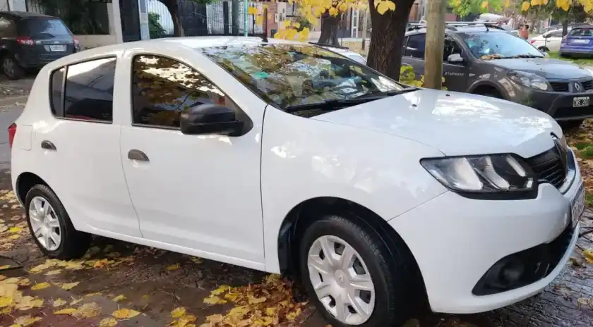 Renault Sandero 2017 - foto 1
