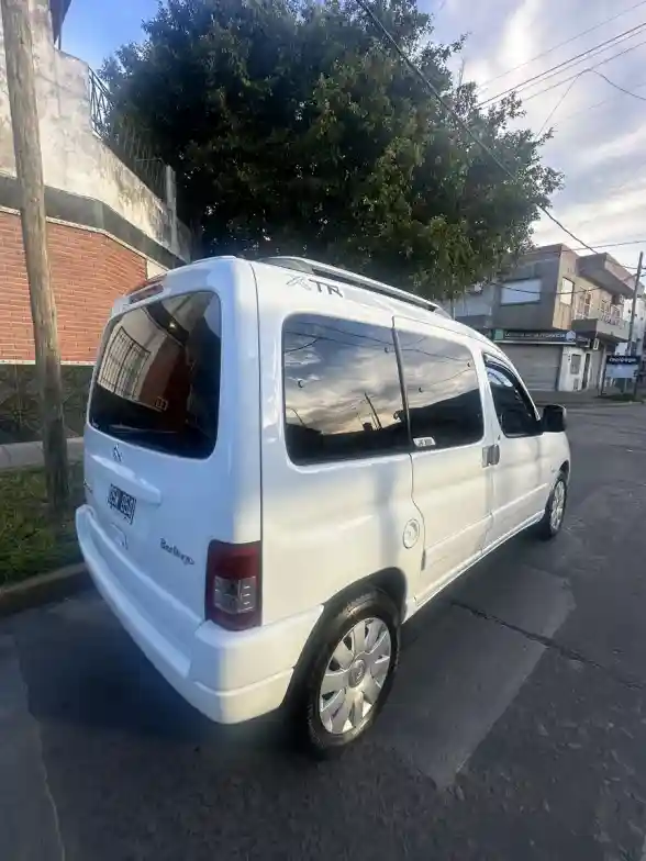 Citroën Berlingo Multispace 1.6 Xtr Hdi 92Cv 2015 - foto 3