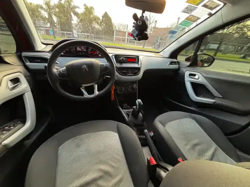 Peugeot 208 1.6 Allure 2014 - foto 4