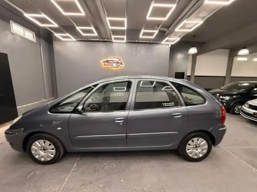 Citroën Xsara Picasso 2.0 Fase2 I Exclusiv 138Cv 2009 - foto 2