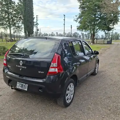 Renault Sandero 1.6 Expression 90Cv Abs 2013 - foto 4