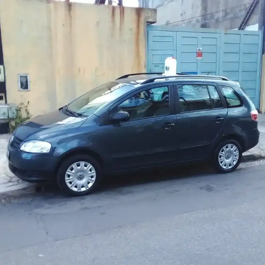 Volkswagen Suran 1.6 I Comfortline 80A 2008 - foto 1