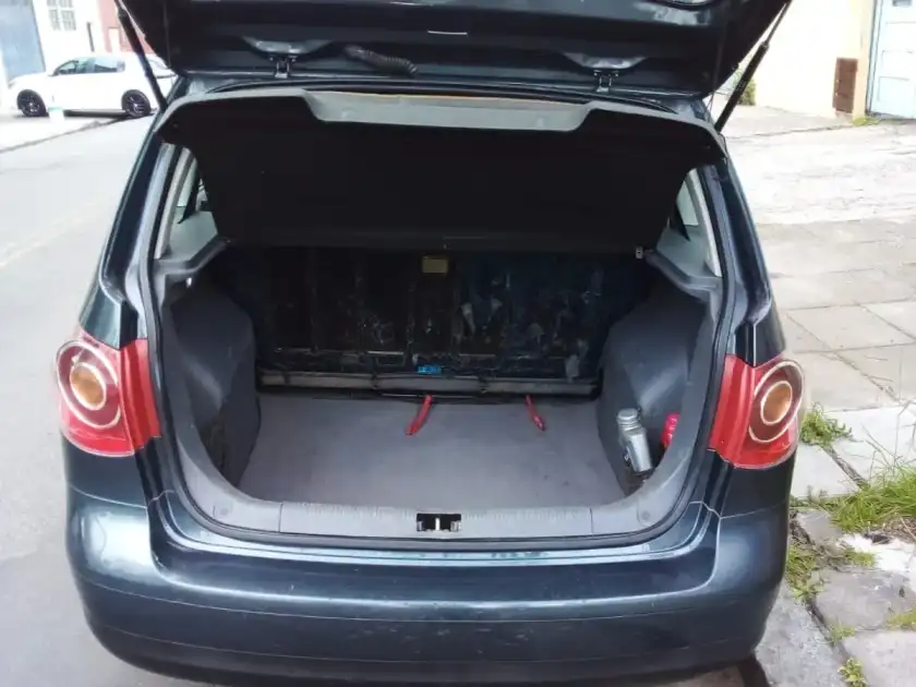 Volkswagen Suran 1.6 I Comfortline 80A 2008 - foto 4