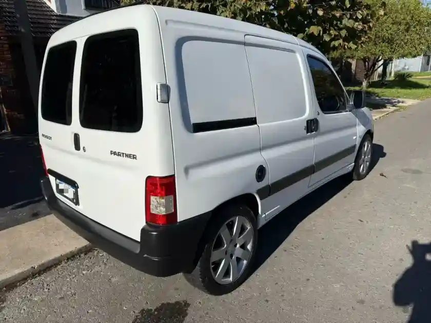Peugeot Partner 1.6 Hdi Furgon Confort 92 2020 - foto 4