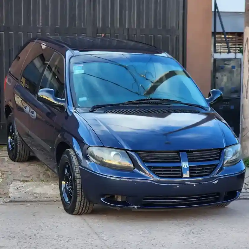 Chrysler Caravan 3.3 Se 3.3 2006 - foto 2