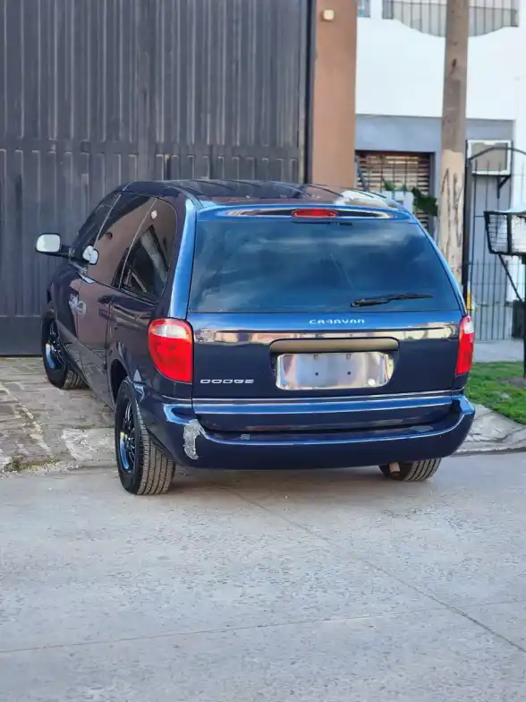 Chrysler Caravan 3.3 Se 3.3 2006 - foto 4