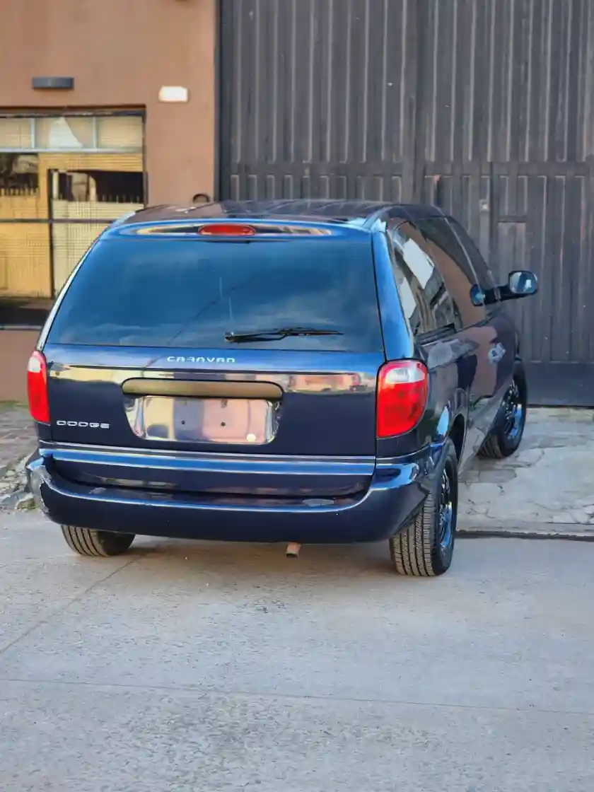 Chrysler Caravan 3.3 Se 3.3 2006 - foto 5