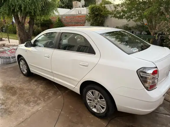 Chevrolet Cobalt 1.8 Ltz Mt 2013 - foto 4