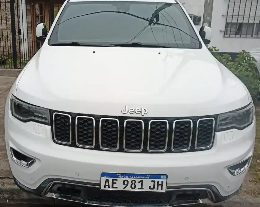 Jeep Grand Cherokee 3.6 Limited 286Hp Techo + Llantas 18 2021 - foto 1