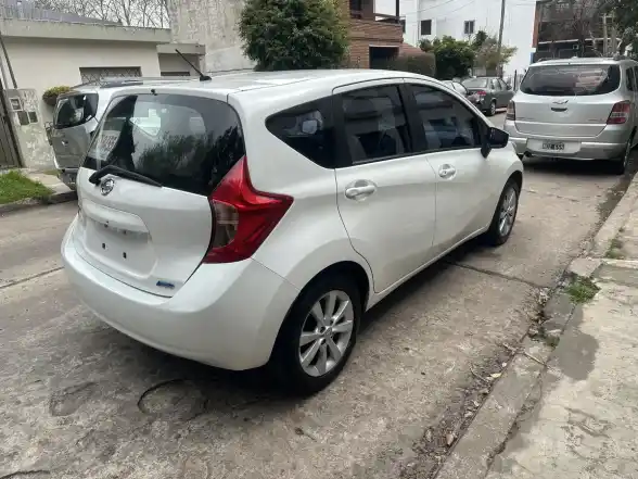 Nissan Note 1.6 Exclusive 110Cv Cvt 2017 - foto 4
