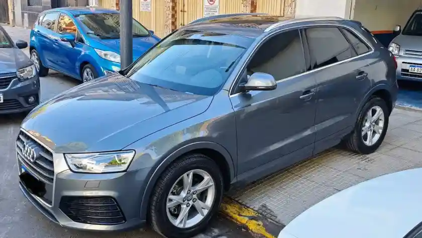 Audi Q3 2018 - foto 1