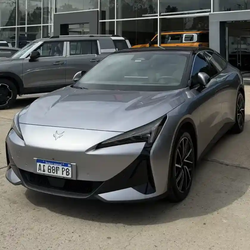 Arcfox S5 0.0 Pro+ (79,2 Kwh) 2Wd 2026 - foto 1