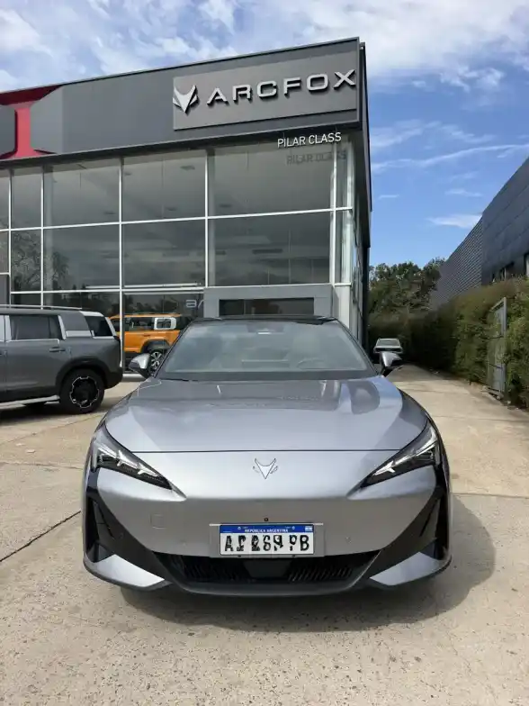 Arcfox S5 0.0 Pro+ (79,2 Kwh) 2Wd 2026 - foto 2