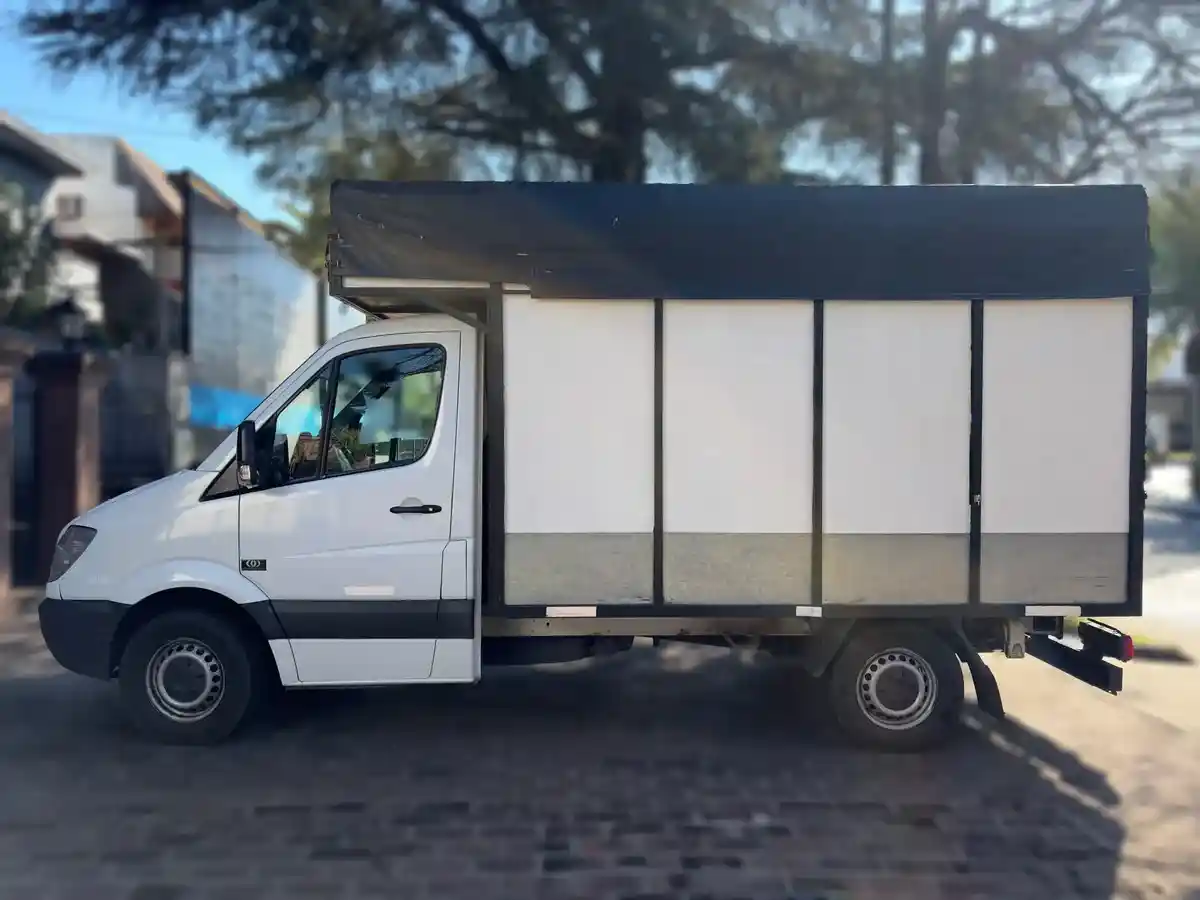 Mercedes-Benz Sprinter 2.1 415 Chasis 3665 150 Cv 2013 - foto 3