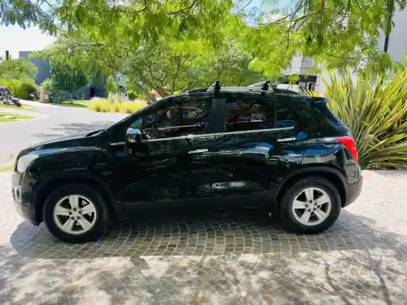 Chevrolet Tracker 1.8 Ltz Fwd Mt 140Cv 2016 - foto 3