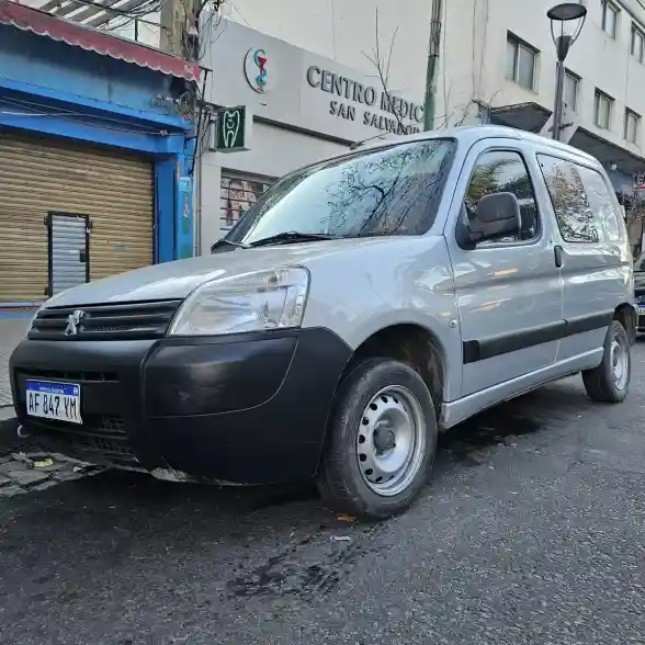 Peugeot Partner 2023 - foto 1