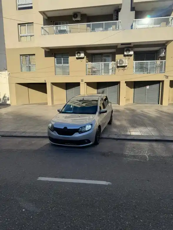 Renault Sandero 1.6 Dynamique 90Cv Abs 2018 - foto 4