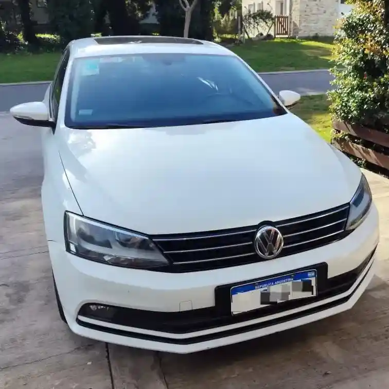 Volkswagen Vento 2018 - foto 1