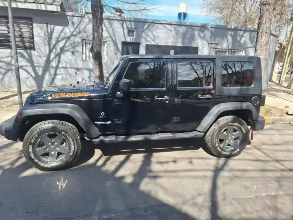 Jeep Wrangler 3.8 Sport Atx Mountain 2011 - foto 2