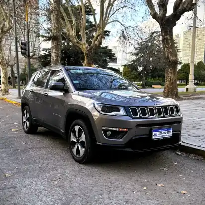 Jeep Compass 2.4 Longitude 2019 - foto 3