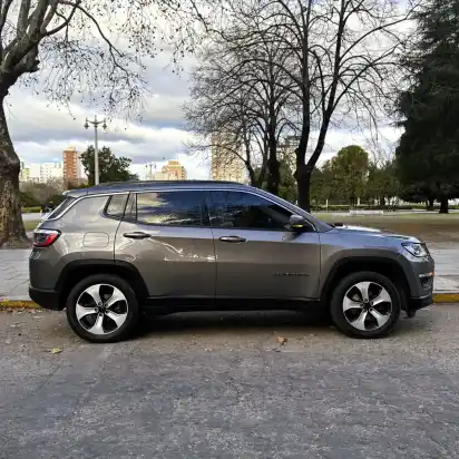 Jeep Compass 2.4 Longitude 2019 - foto 4