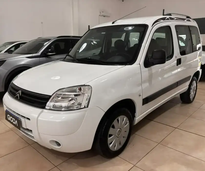Citroën Berlingo Multispace 1.6 Xtr 110Cv Am54 2023 - foto 1