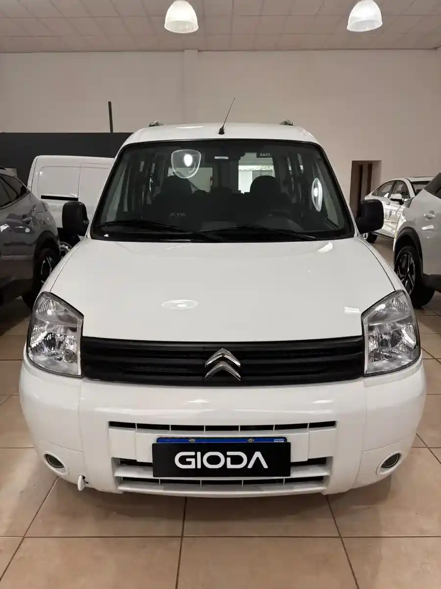 Citroën Berlingo Multispace 1.6 Xtr 110Cv Am54 2023 - foto 2