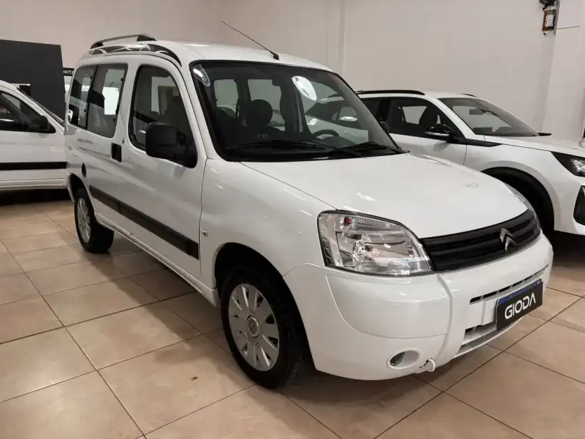 Citroën Berlingo Multispace 1.6 Xtr 110Cv Am54 2023 - foto 3