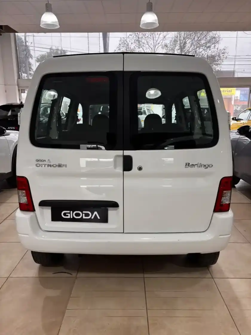 Citroën Berlingo Multispace 1.6 Xtr 110Cv Am54 2023 - foto 5