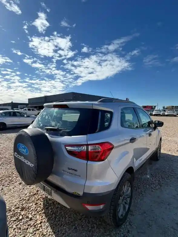 Ford Ecosport 1.6 Freestyle 110Cv 4X2 2013 - foto 4