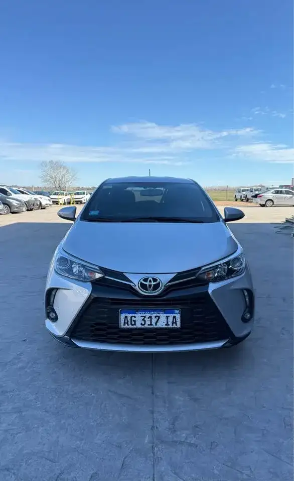 Toyota Yaris 1.5 107Cv Xls Pack Cvt 2023 - foto 5