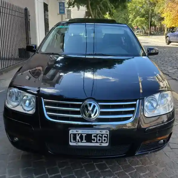 Volkswagen Bora 1.9 Trendline I 100Cv 2012 - foto 4