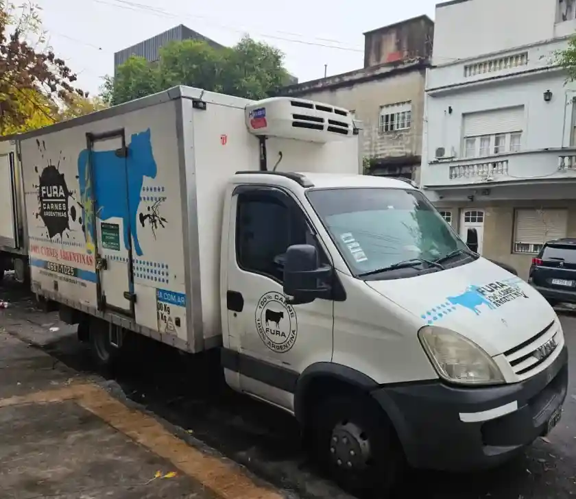Iveco Daily Furgon 35C14 2014 - foto 3