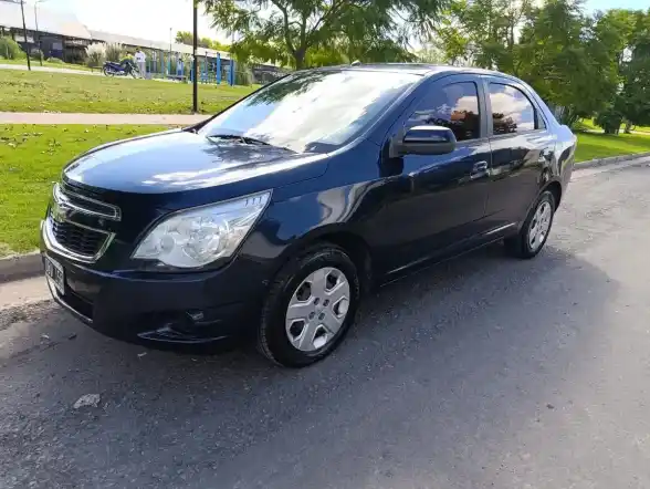 Chevrolet Cobalt 2014 - foto 1