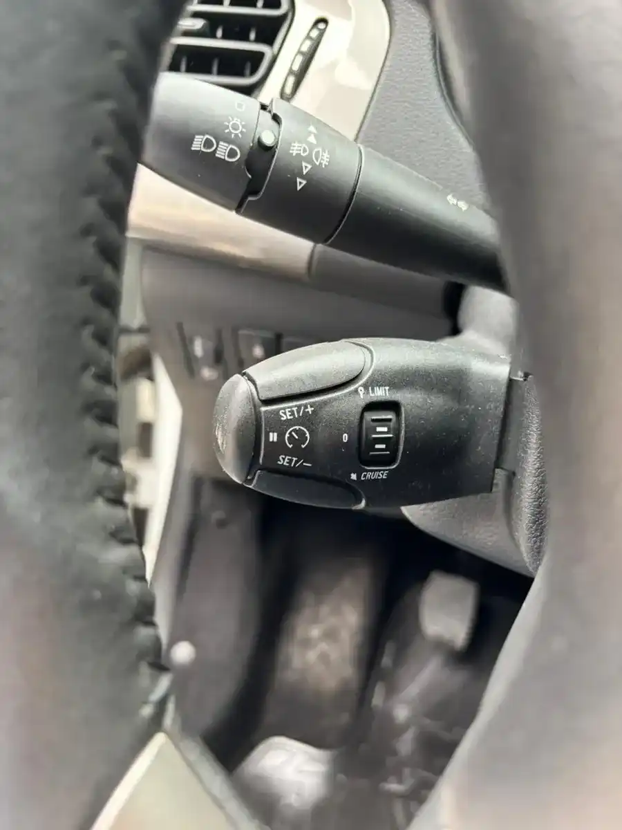 Citroën C-Elysée 1.6 Feel Vti 115 2017 - foto 5