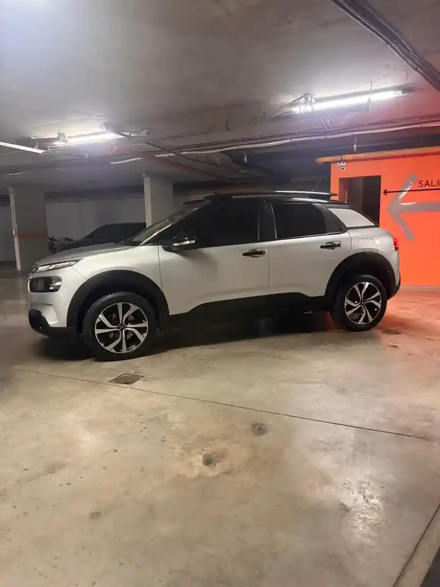 Citroën C4 Cactus 1.6 Thp 165 At6 Shine 2021 - foto 2