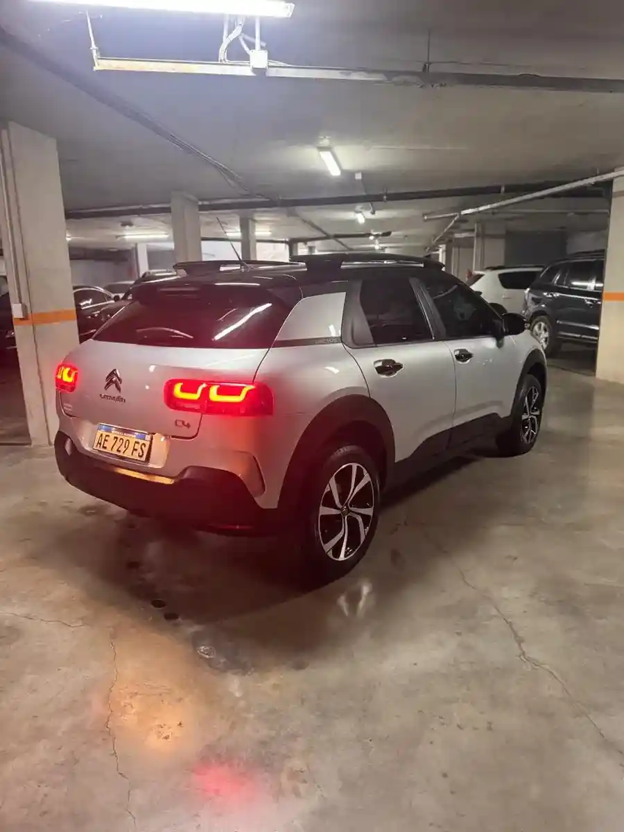 Citroën C4 Cactus 1.6 Thp 165 At6 Shine 2021 - foto 4