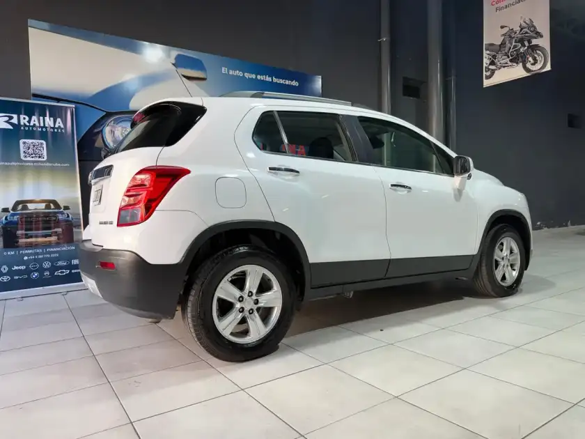 Chevrolet Tracker 1.8 Ltz Fwd Mt 140Cv 2014 - foto 5