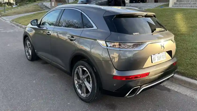 D.s. Ds7 Crossback 2.0 Hdi 180 At Bastille+ 2021 - foto 4