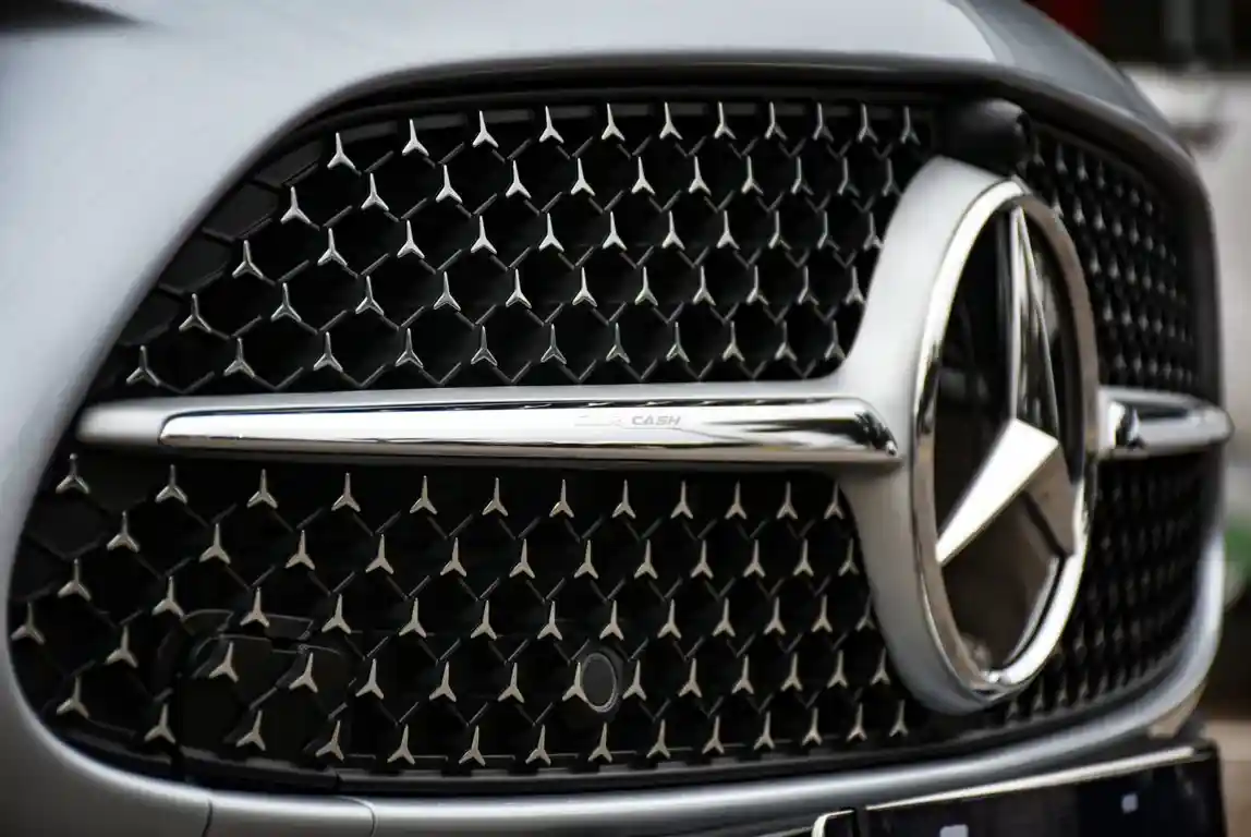 Mercedes-Benz Clase C 2.0 C300 Sedan 258Cv 2025 - foto 5