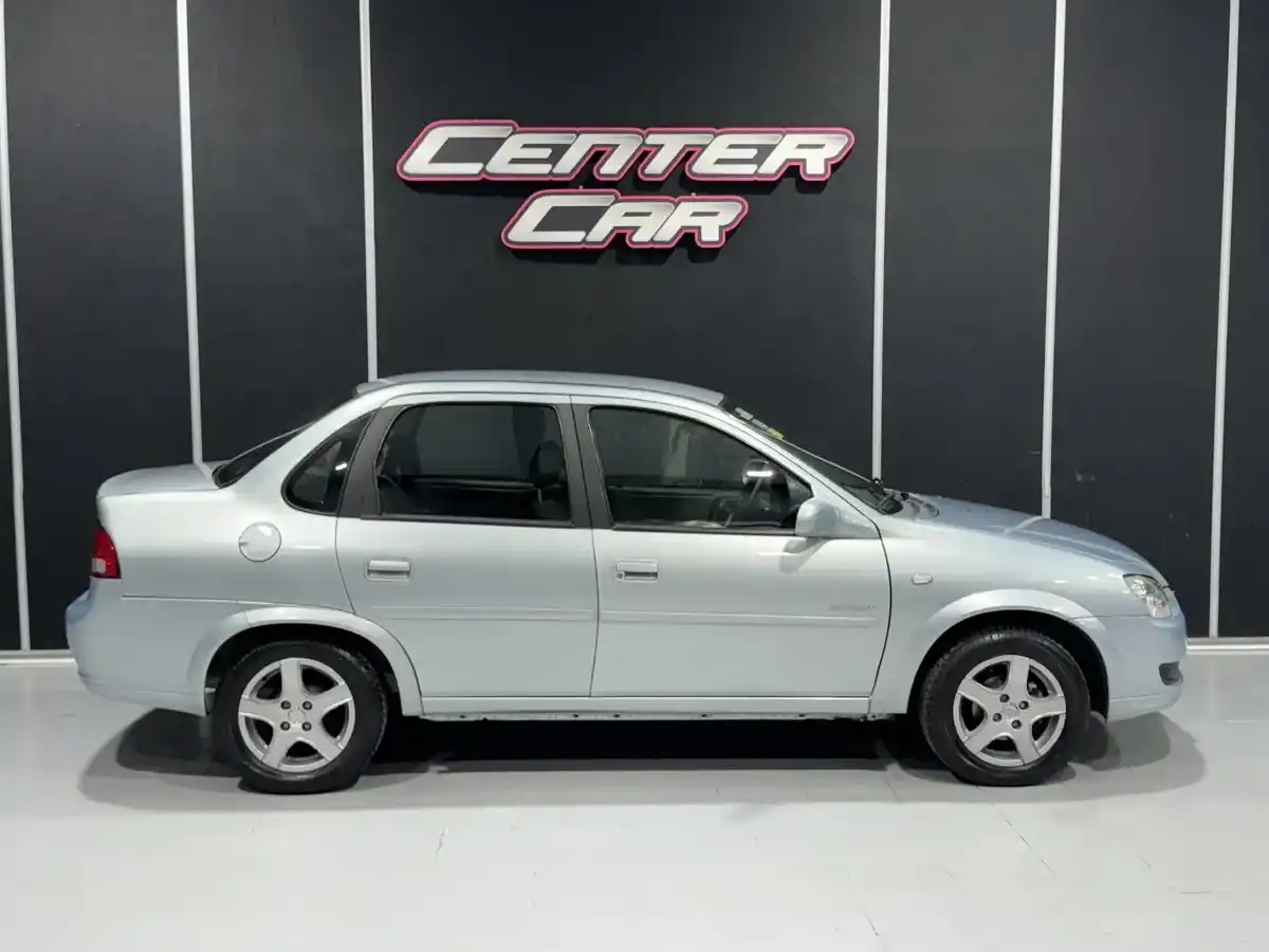 Chevrolet Classic 1.4 Lt Spirit 2012 - foto 3