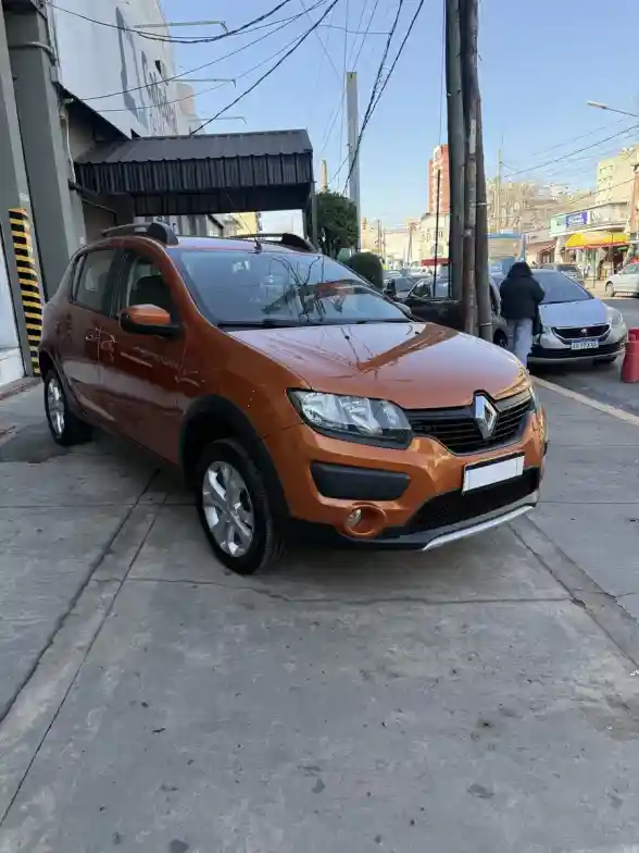 Renault Sandero Stepway 1.6 Privilege 105Cv 2016 - foto 3